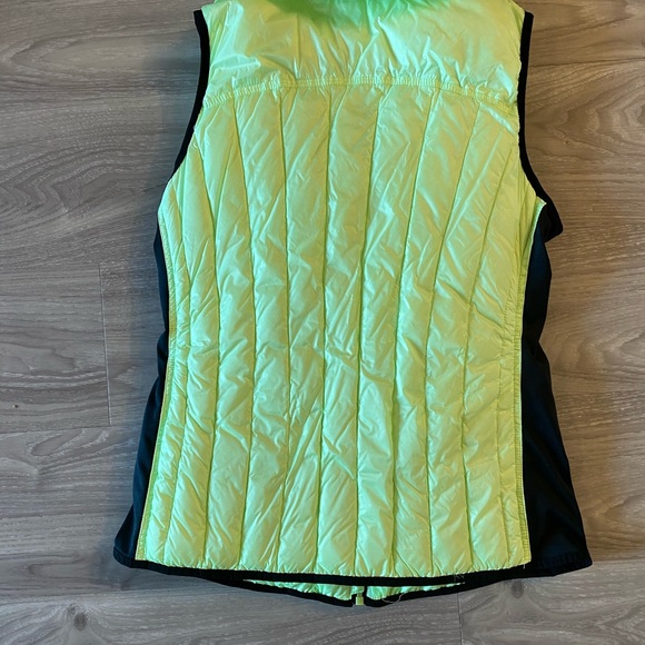 Spring Vest - Picture 2 of 2